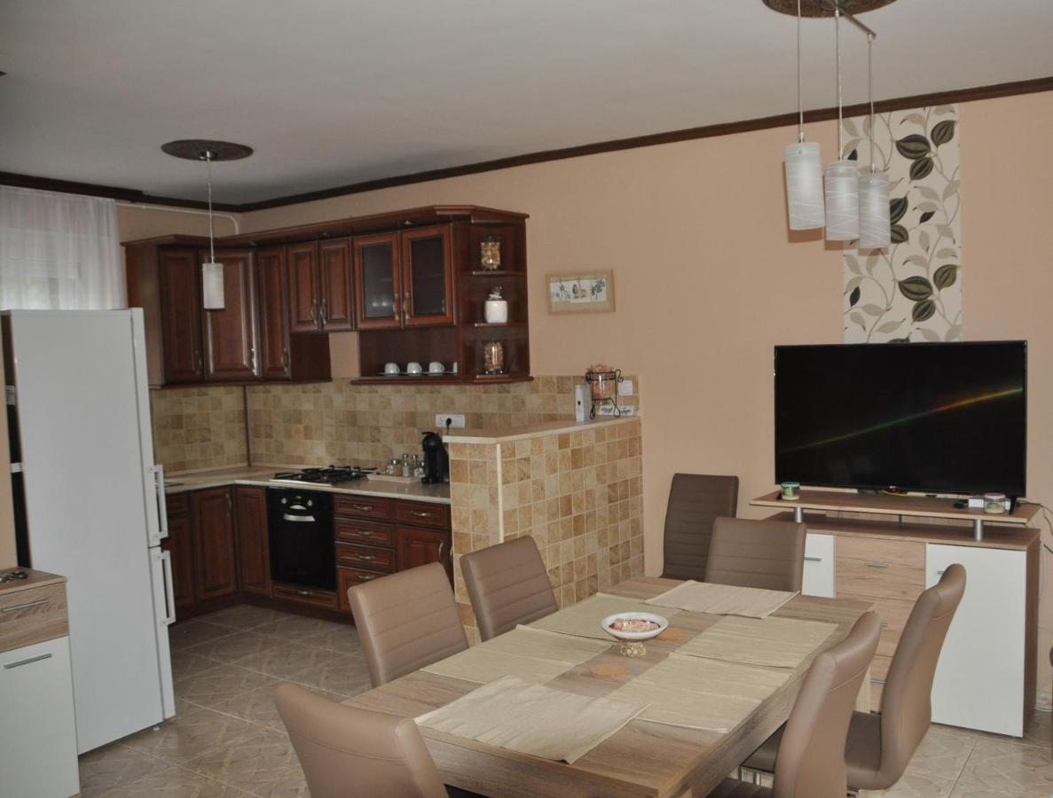 Gyorszem Apartman Győr Exterior foto